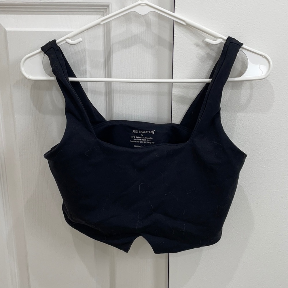 Black padded crop workout top